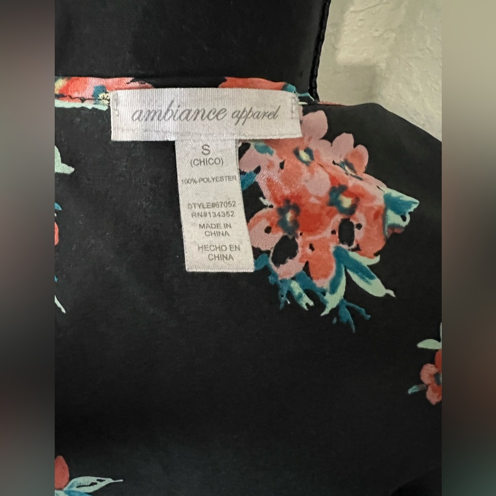 Ambiance Apparel Women’s Floral Open Back Tank/Top Black Size Small - Picture 7 of 7